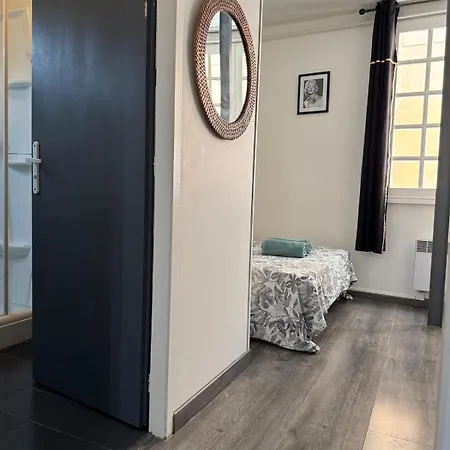 Superbe Cosy Centre * בורדו