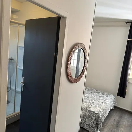 Superbe Cosy Centre * בורדו
